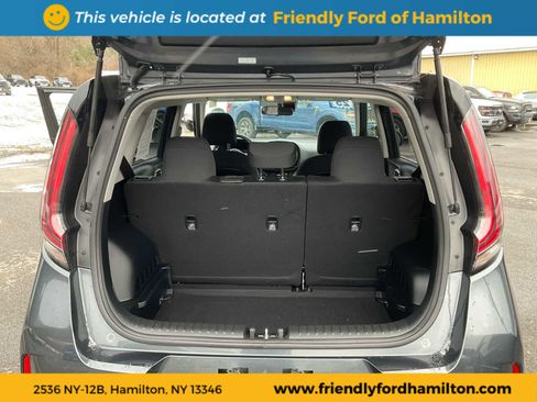 Used 2025 Kia Soul LX image 30