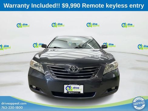 Used 2007 Toyota Camry XLE FWD image 2