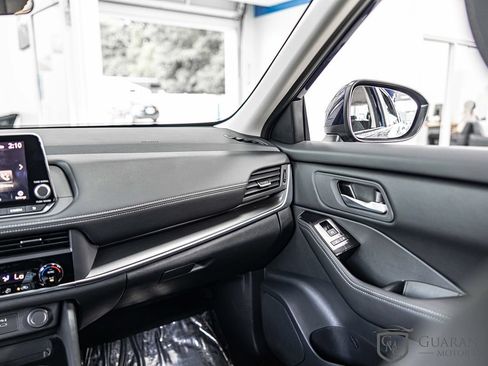 Used 2026 Nissan Rogue SV AWD/4WD image 38