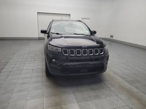Used 2024 Jeep Compass Latitude AWD/4WD image 14