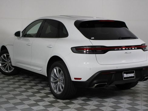 New 2026 Porsche Macan image 3