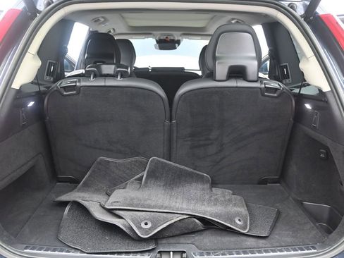 Certified 2022 Volvo XC90 T8 Inscription w/ Advanced Package image 17