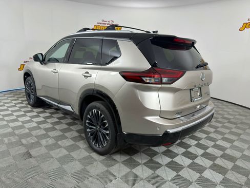 New 2026 Nissan Rogue Platinum image 3