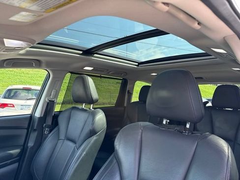 Used 2019 Subaru Ascent Limited w/ Popular Package #2A AWD/4WD image 14
