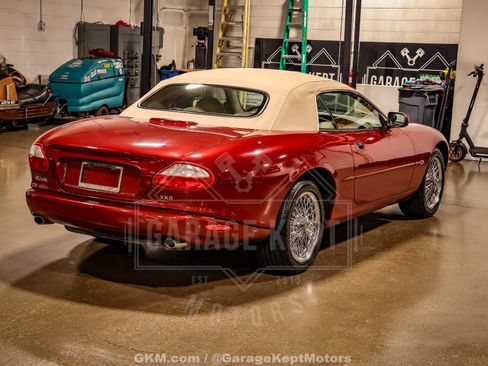 Used 2000 Jaguar XK8 Convertible RWD image 7