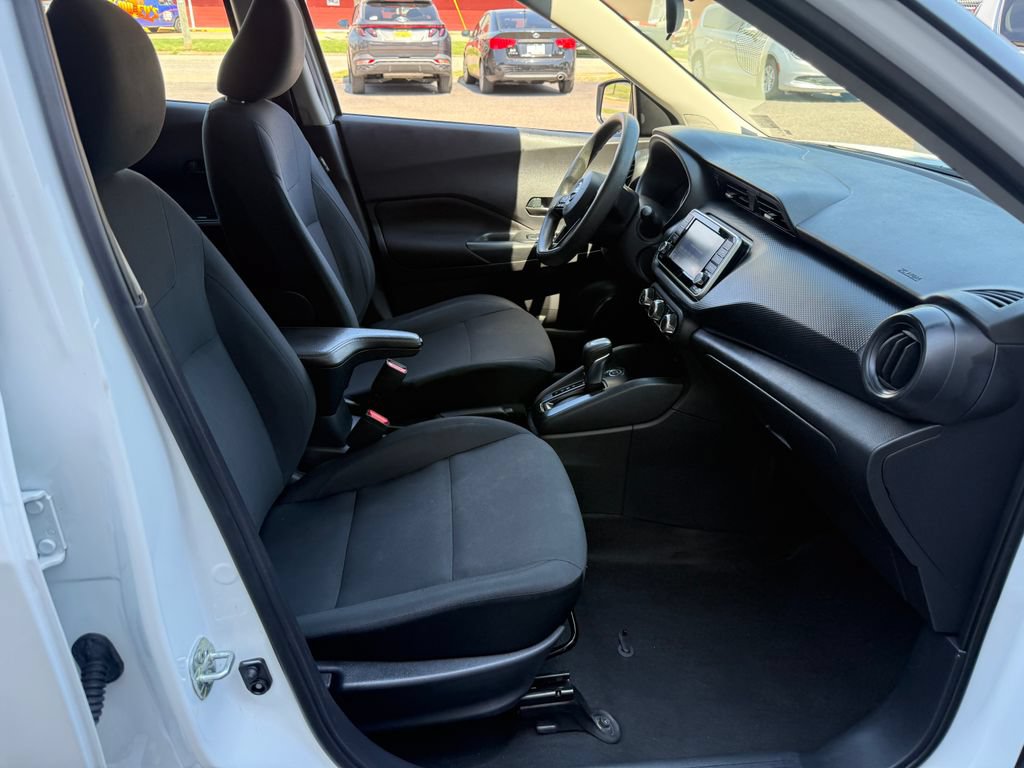 Used 2024 Nissan Kicks S FWD image 18