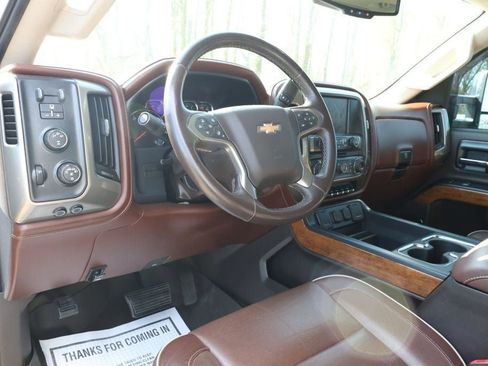 Used 2016 Chevrolet Silverado 3500 High Country w/ Duramax Plus Package image 10