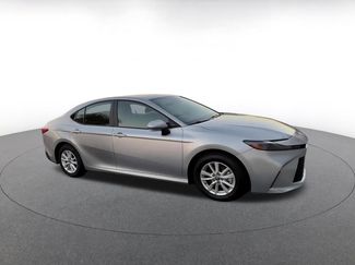 Used 2025 Toyota Camry LE video 2