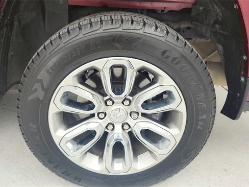 Used 2023 RAM 1500 Laramie image 27