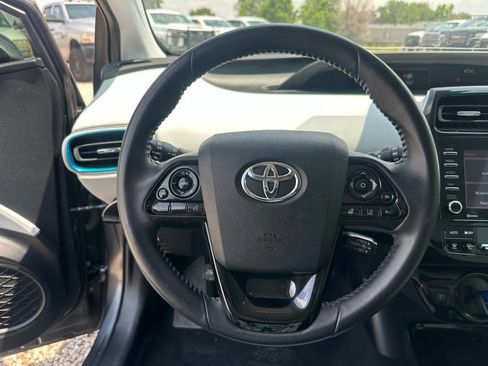 Used 2022 Toyota Prius XLE FWD image 41