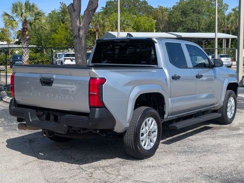Used 2025 Toyota Tacoma SR AWD/4WD image 7