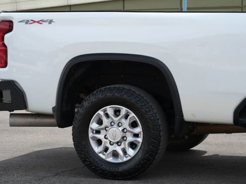 Used 2020 Chevrolet Silverado 3500 LTZ w/ LTZ Convenience Package AWD/4WD image 15