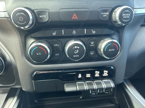 Used 2022 RAM 1500 Big Horn AWD/4WD image 15