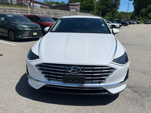 Used 2023 Hyundai Sonata SEL FWD image 2
