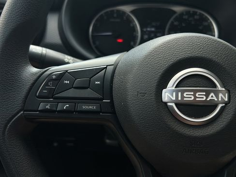 Certified 2025 Nissan Kicks Play S FWD image 26