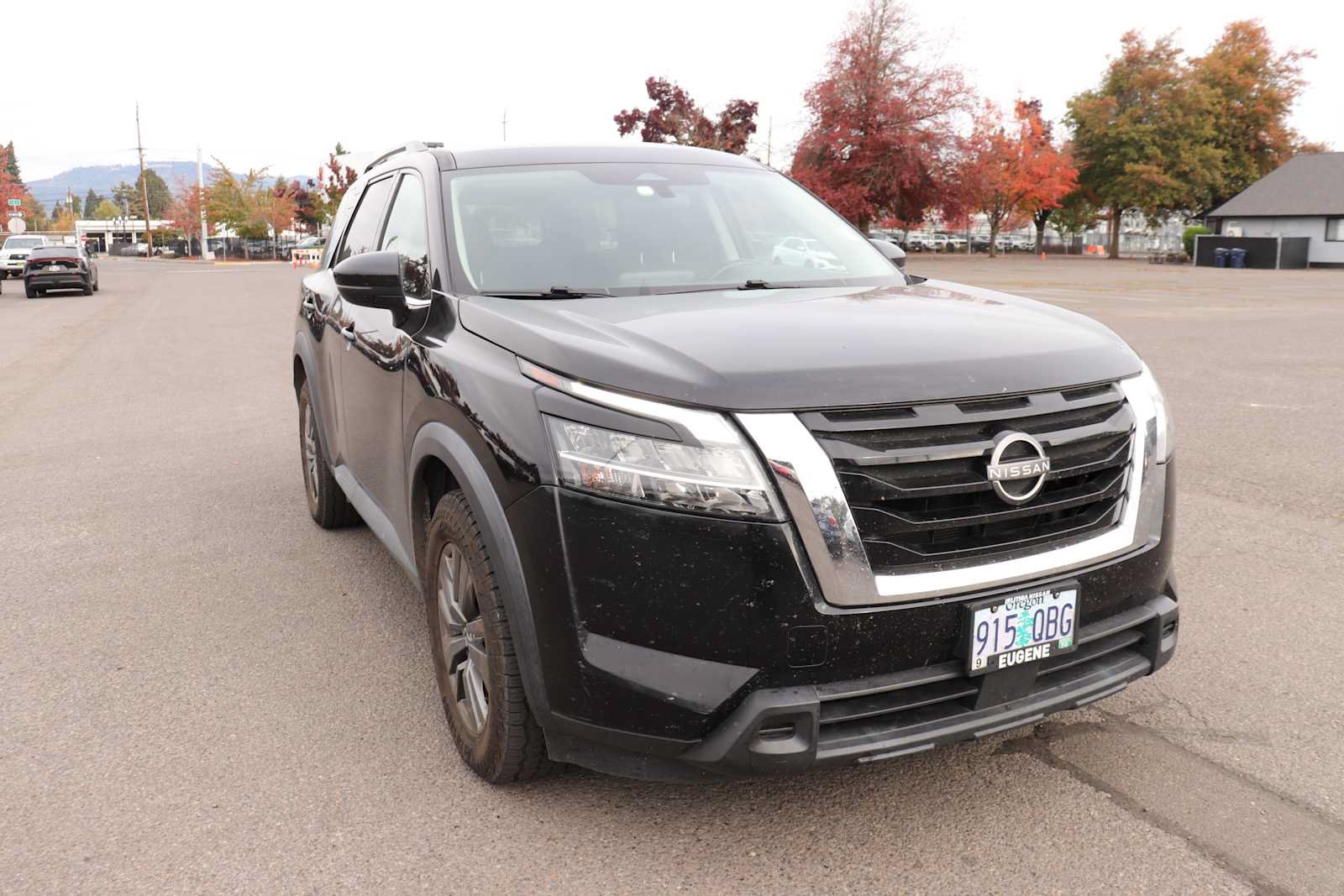 Used 2022 Nissan Pathfinder SV AWD/4WD image 3