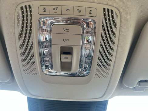 Used 2022 Mercedes-Benz GLE 350 w/ AMG Line Exterior image 27