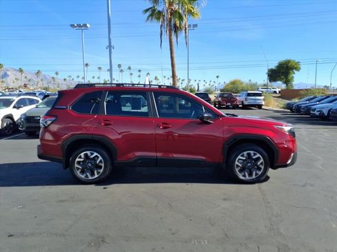 Certified 2025 Subaru Forester w/ Convenience Package #2 image 8