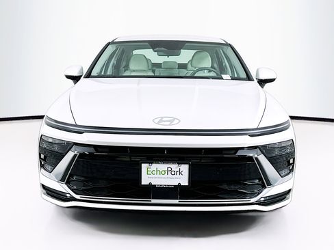 Used 2025 Hyundai Sonata SEL image 2
