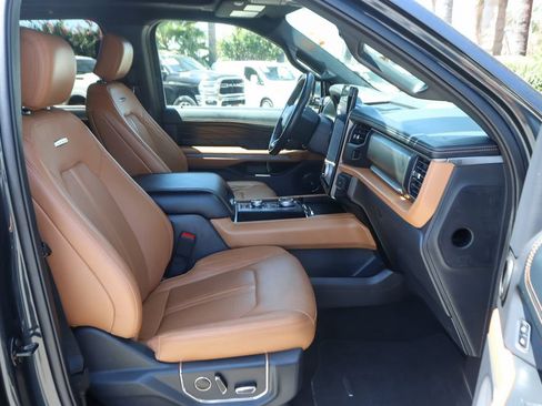Used 2024 Ford Expedition Max Platinum AWD/4WD image 51