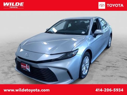 Used 2026 Toyota Camry LE FWD image 1