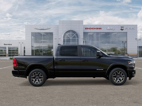 New 2025 RAM 1500 Laramie AWD/4WD image 47