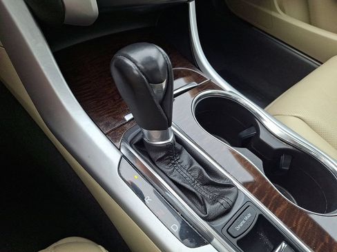 Certified 2020 Acura TLX w/ Technology Package FWD image 16
