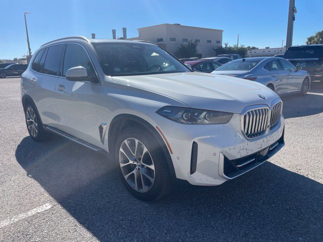 Used 2026 BMW X5 sDrive40i RWD image 1