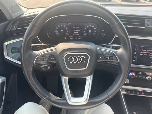 Used 2020 Audi Q3 2.0T Premium w/ Convenience Package AWD/4WD image 8