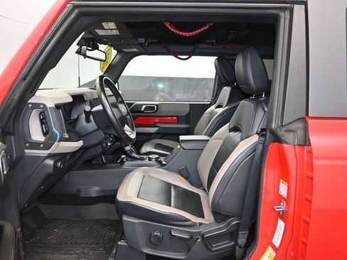 Used 2022 Ford Bronco Wildtrak AWD/4WD image 11