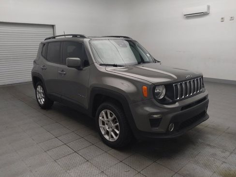 Used 2021 Jeep Renegade Latitude w/ Convenience Group AWD/4WD image 13
