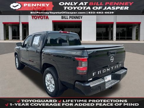 Used 2023 Nissan Frontier SV w/ SV Convenience Package RWD image 3