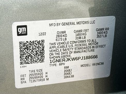 Used 2023 Chevrolet Traverse RS FWD image 33
