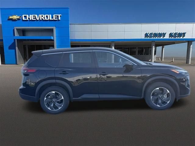 Used 2025 Nissan Rogue SV FWD image 3
