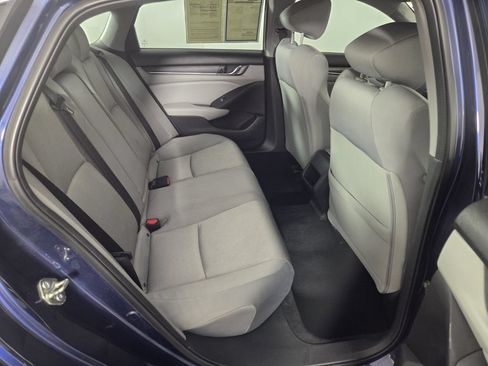 Used 2018 Honda Accord LX image 27