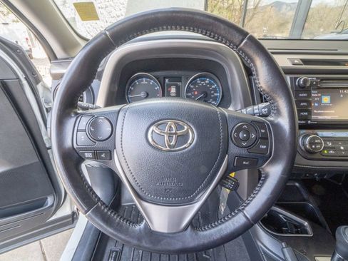 Used 2017 Toyota RAV4 XLE image 12