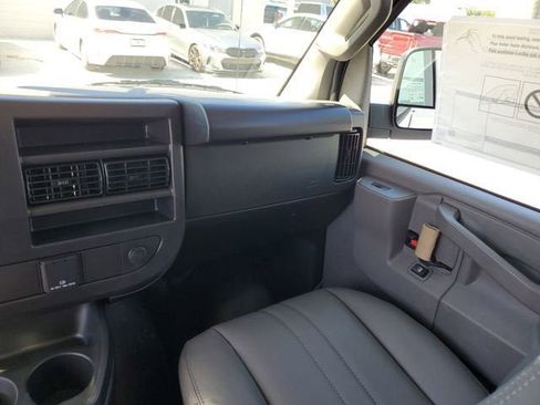 New 2026 GMC Savana 2500 Extended RWD image 15