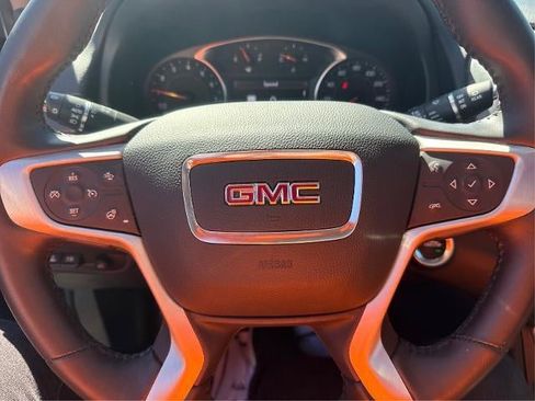 Used 2022 GMC Terrain SLT w/ Infotainment Package II image 25