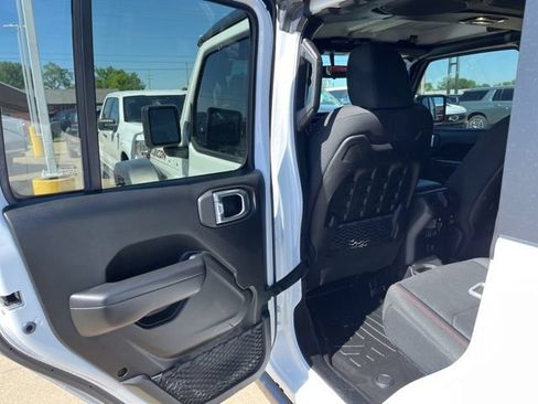 Used 2021 Jeep Gladiator Rubicon w/ LED Lighting Group AWD/4WD image 22