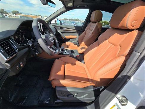 Used 2025 Audi Q5 2.0T Premium Plus w/ Premium Plus Package image 25
