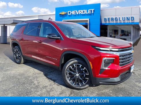 New 2026 Chevrolet Traverse LT w/ Sun and Wheel Package image 1