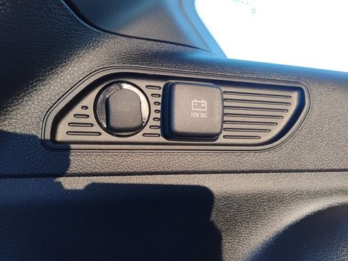 New 2025 Jeep Grand Cherokee Laredo w/ Trailer Tow Package image 15