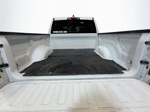 Used 2023 RAM 1500 Laramie AWD/4WD image 28