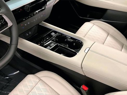 New 2025 Nissan Murano Platinum w/ Cargo Package image 8