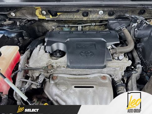 Used 2018 Toyota RAV4 Limited w/ All Weather Liner Package AWD/4WD image 31