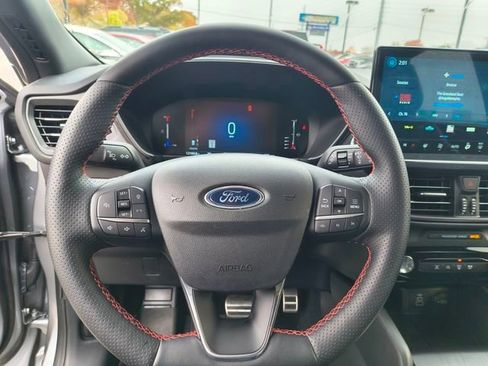 Used 2024 Ford Escape ST-Line w/ Tech Pack #1 image 17