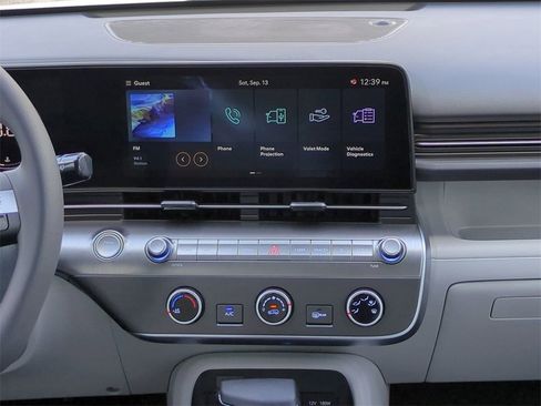 New 2026 Hyundai Kona SE image 18