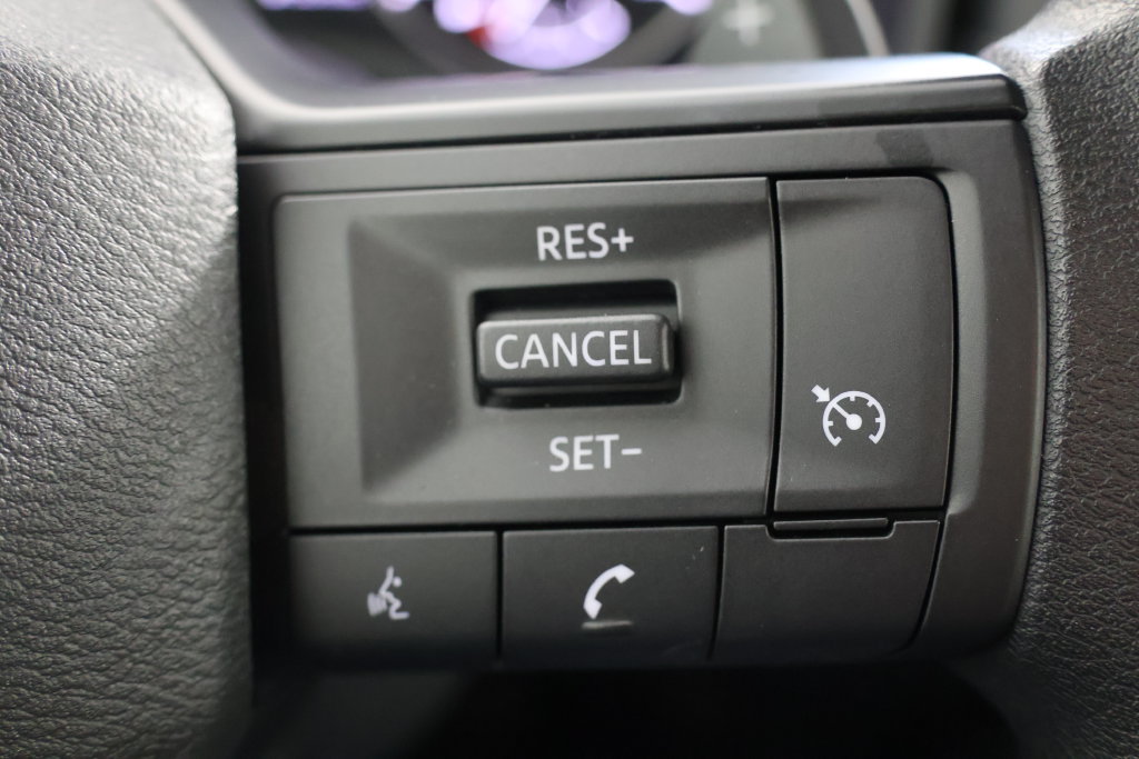 Used 2026 Nissan Rogue S FWD image 12