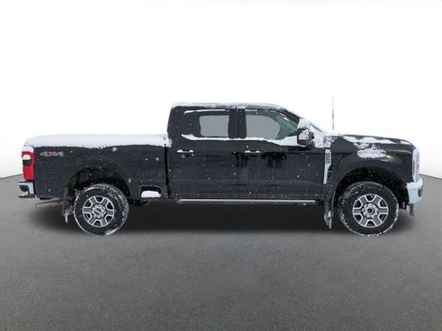 Used 2026 Ford F250 Lariat image 2