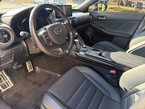 Used 2022 Lexus IS 350 F Sport image 8
